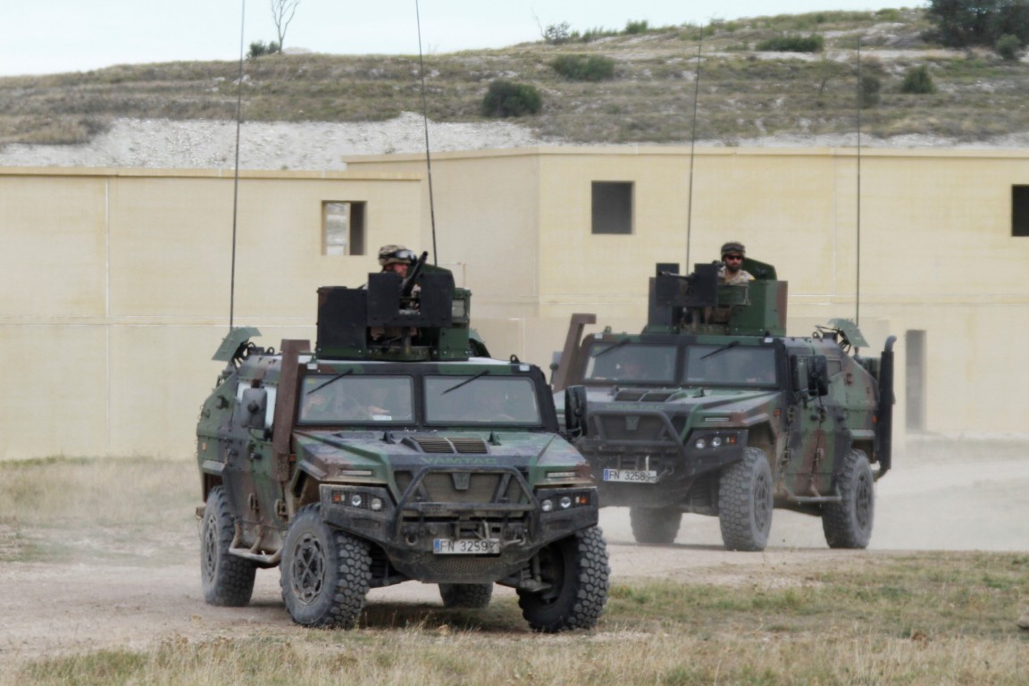 VAMTAC ST5 PA (PORTA ARMAS BIVALENTE)
