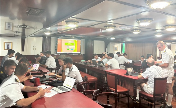 Buque escuela "Juan Sebastián Elcano"