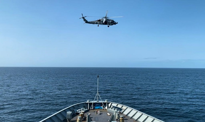 Adiestramiento conjunto con helo Raven (US Navy)