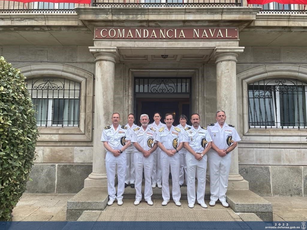 El AJEMA con la dotación de la Comandancia Naval de Santander