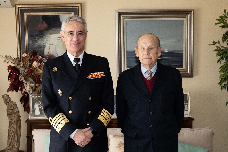 El AJEMA y el Almirante retirado Justino Anton Perez-Pardo
