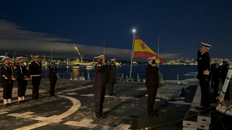 El AJEMA a bordo de la fragata ‘Almirante Juan de Borbón’