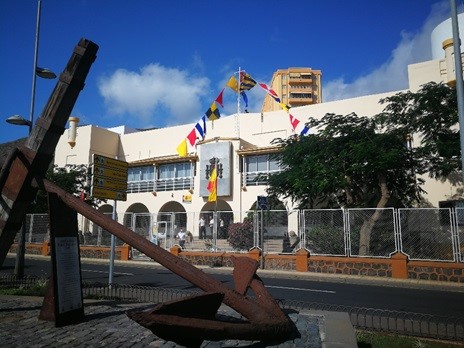 La Comandancia Militar de Marina de Santa Cruz de Tenerife, se cree que empieza a existir como tal en el año 1804 con la toma de posesión de la misma por el Capitán de Navío Don Domingo Ponte