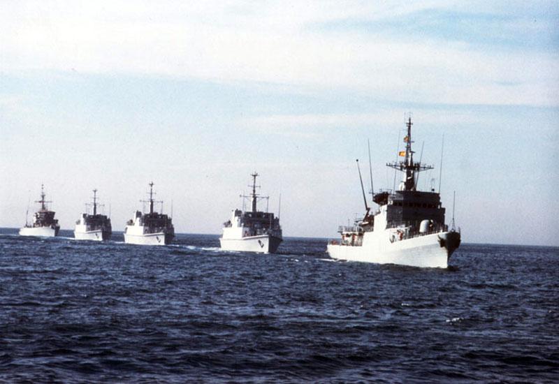 Escuadrilla de MCM - Escuadrilla de MCM navegando en formación.