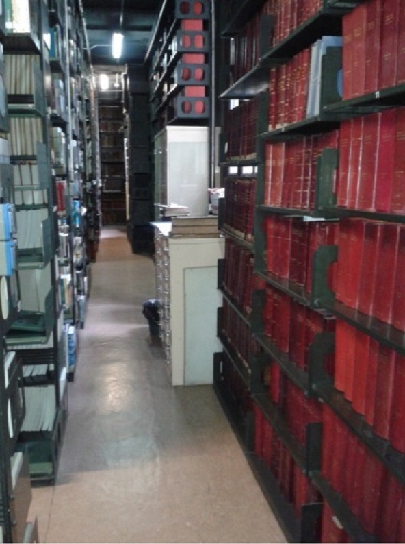 Pasillo del depósito.