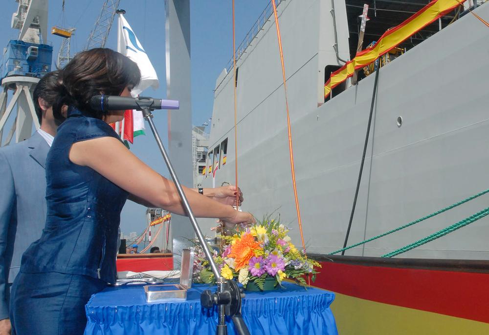 La madrina, Dª Aurora Díaz, esposa del Presidente de Cantabria