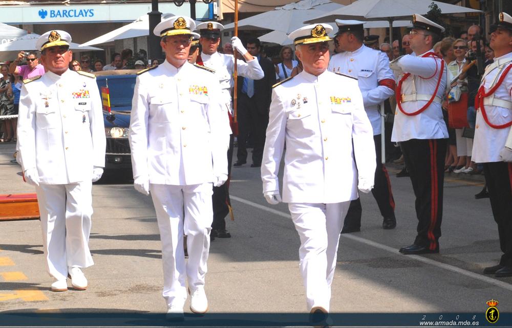 El AJEMA pasando revista a la fuerza