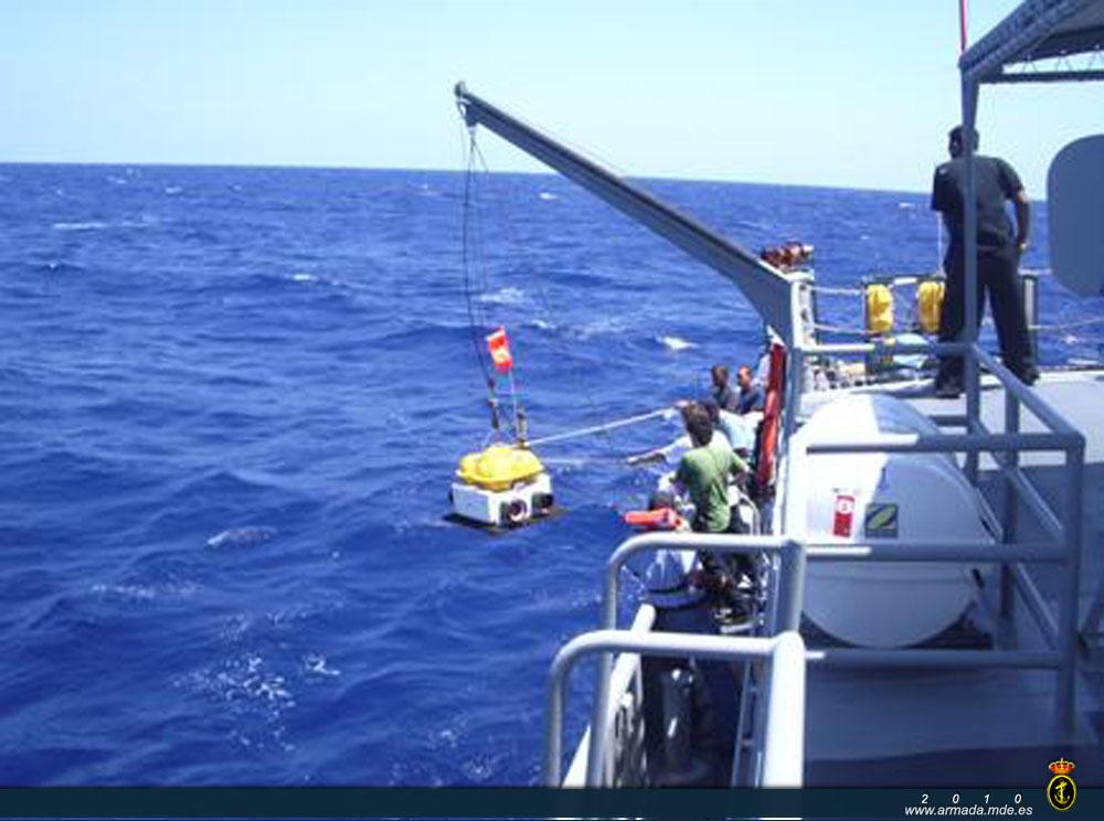 Despliegue de Sismómetros de Fondo marino desde el patrullero Orión de la Marina de Guerra Dominicana