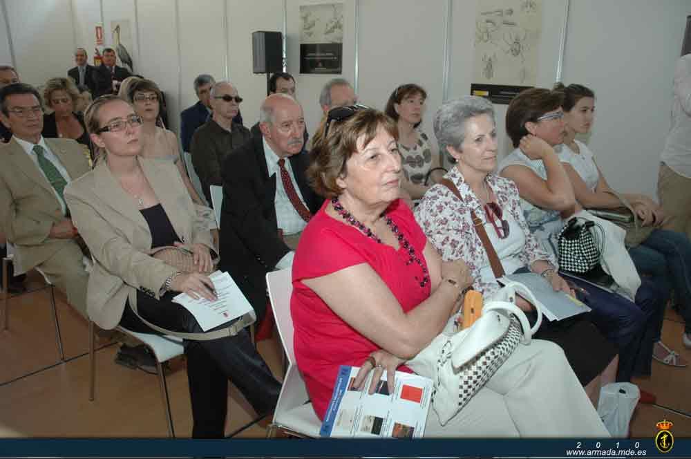 Público asistente a la presentación del libro Expedición Malaspina. Un viaje científico-político alrededor del mundo
