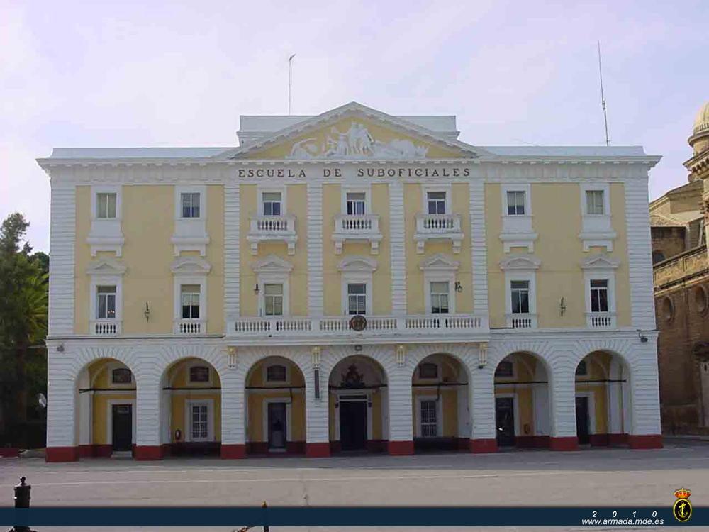 Edificio de Carlos III de la Escuela de Suboficiales de la Armada