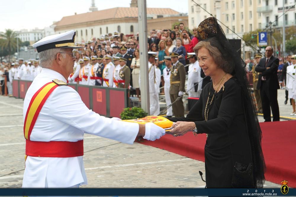 At the beginning of the ceremony the Chief of Naval Staff offered the Ensign to Her Majesty the Queen