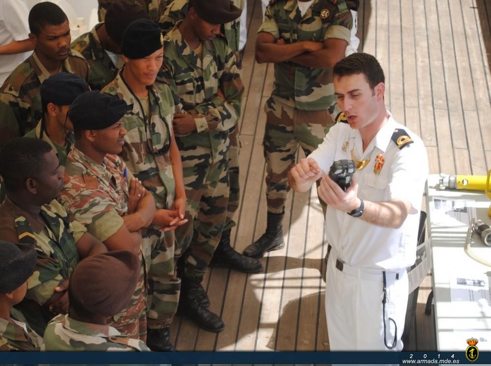 Intense program of different activities with Cape Verde servicemen