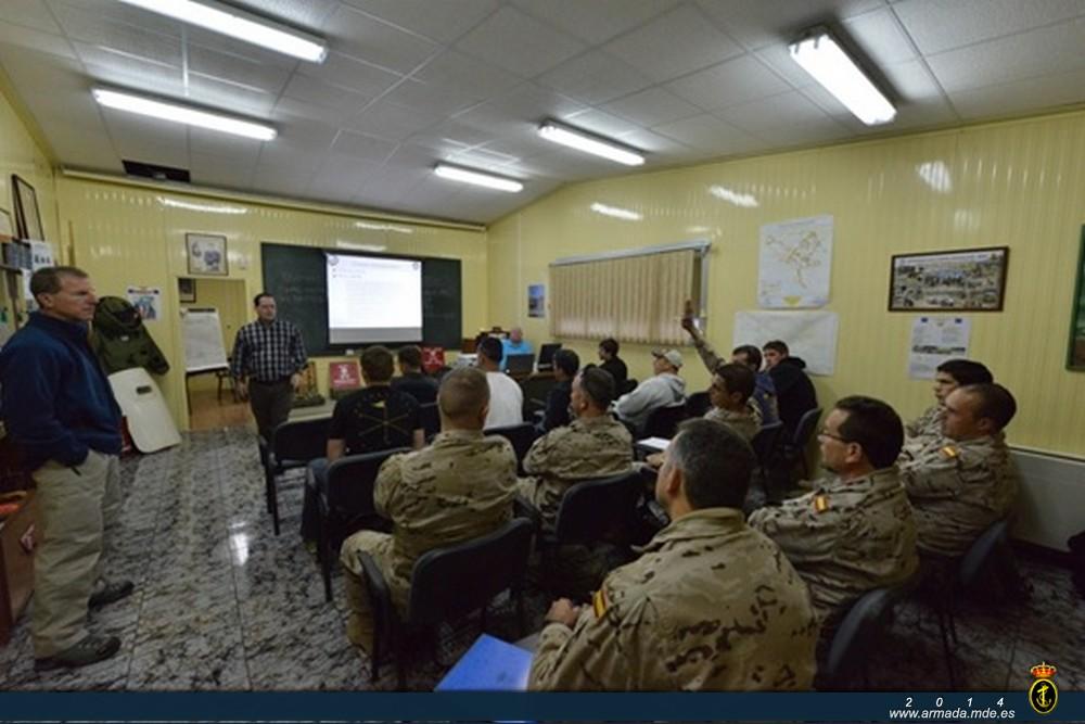 One of the briefings during the EOD course