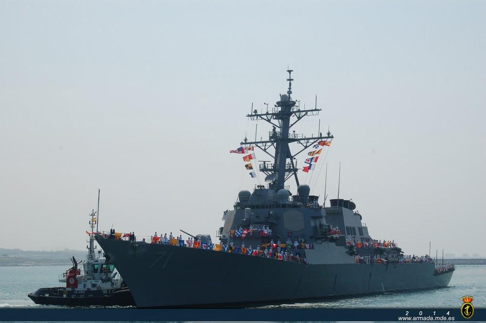 Llegada del destructor ‘USS Ross’ a la Base Naval de Rota
