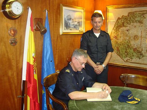 EUNAVFOR’s Commander signing in the ship’s guest book