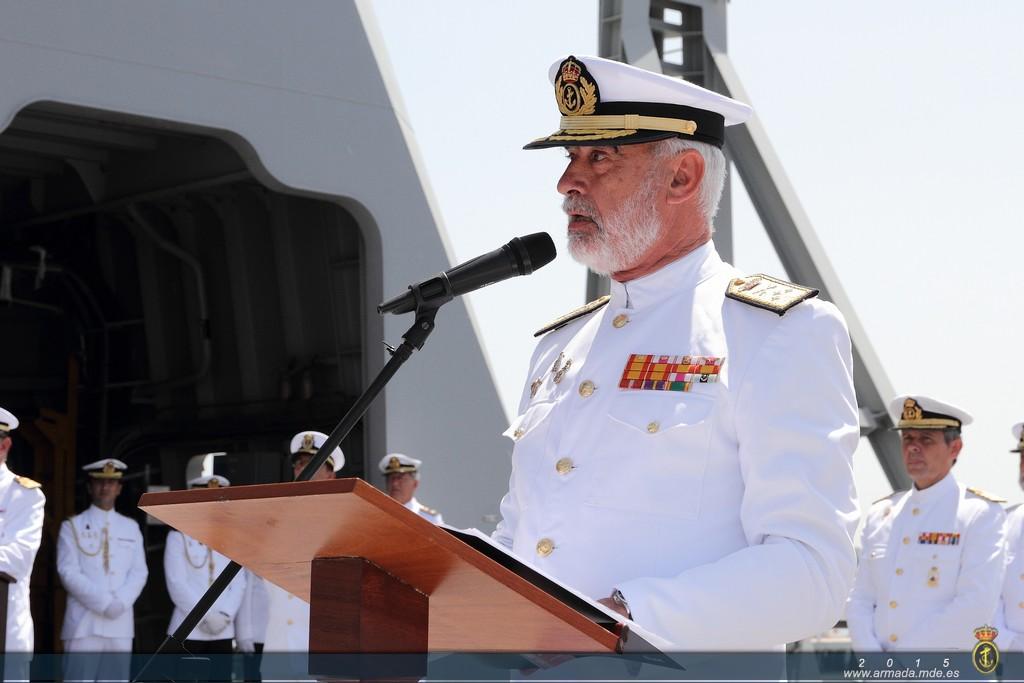 Ceremonia de despedida del Almirante de la Flota Santiago Bol bar