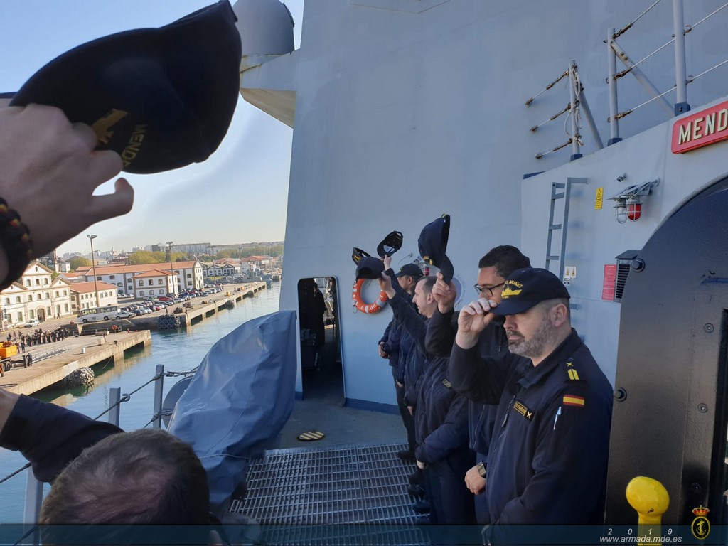 La Fragata "Méndez Núñez" comienza su despliegue con la Armada de los Estados Unidos