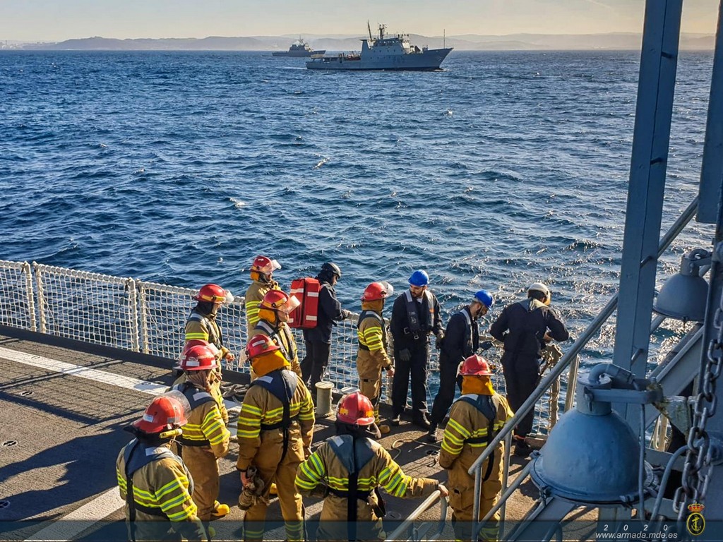Unidades de Ferrol realizan adiestramiento en la mar durante los ejercicios MARFEX-01