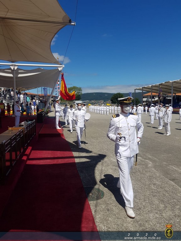 La Escuela Naval Militar celebra la entrega de los Reales Despachos a los nuevos oficiales de la Armada