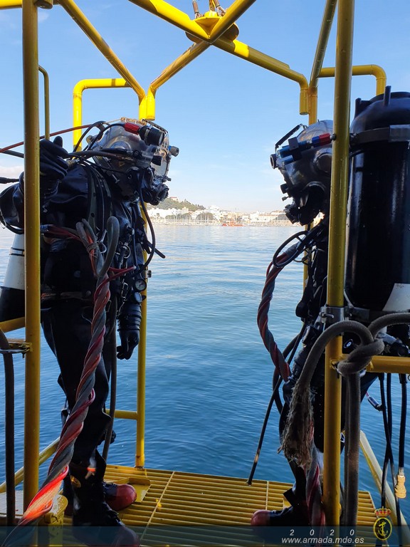 La Armada realiza el ejercicio de buceo DIVEX 20 en aguas de Cartagena 
