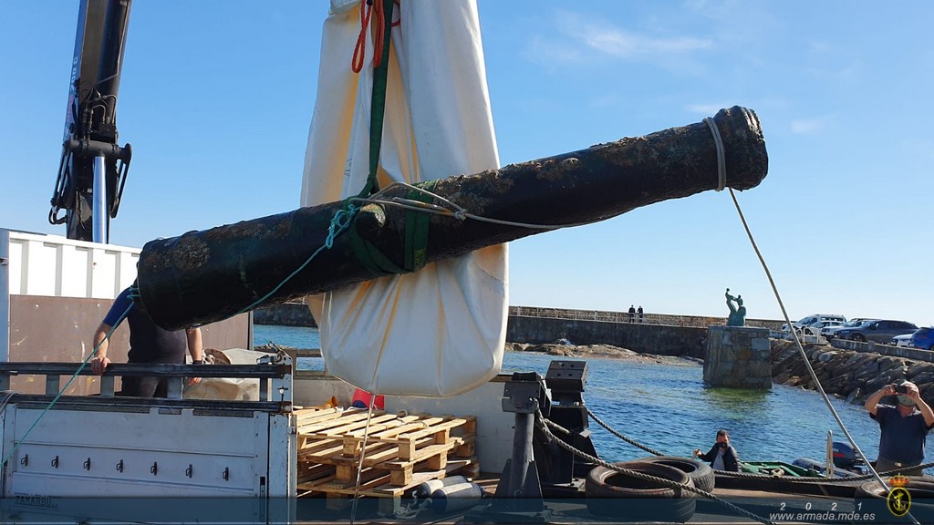 La Armada recupera restos de Patrimonio Arqueológico Sumergido en cabo Corrubedo