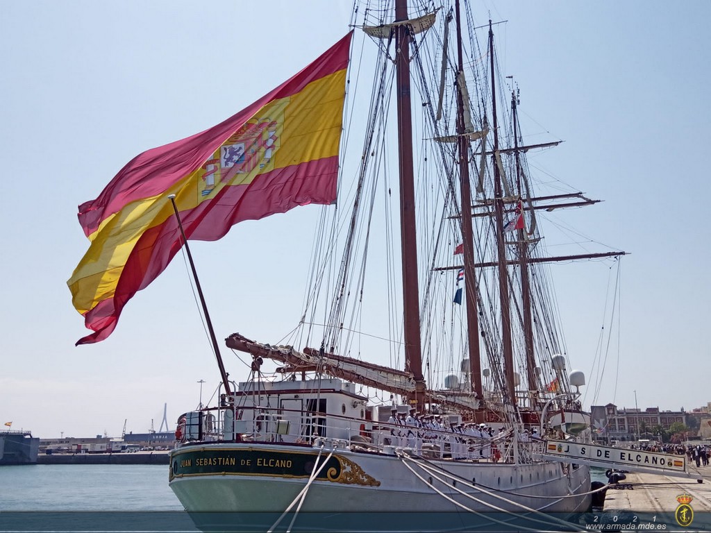 El "Juan Sebastián de Elcano" regresó a Cádiz tras su XCIII Crucero de Instrucción de guardiamarinas