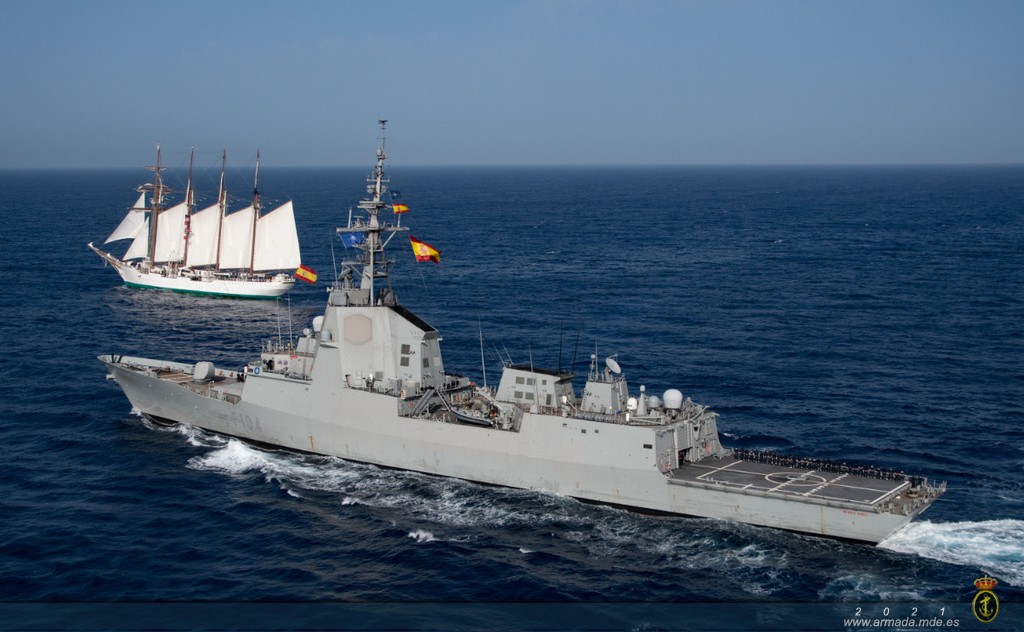 La fragata Méndez Núñez regresa a Ferrol.