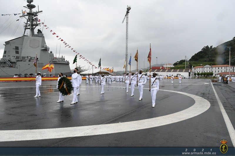 Acto de Jura o Promesa ante la Bandera en la Escuela de Especialidades de la Estación Naval de la Graña