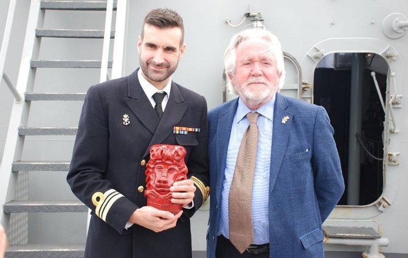 The ship’s CO with Eddie O’Gorman, president of the ‘Spanish Armada Ireland’ Association.