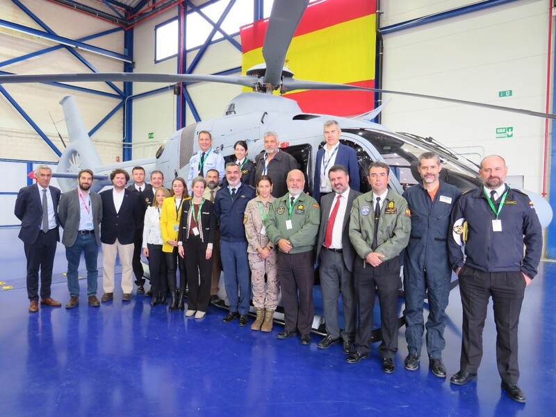 Aircraft Flotilla, DGAM and Airbus personnel in front of the first H135