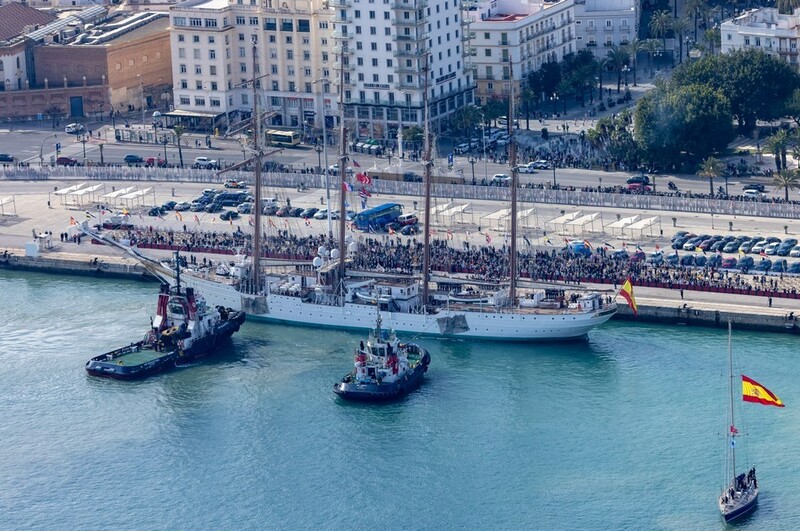 The ‘Juan Sebastián de Elcano’ in port