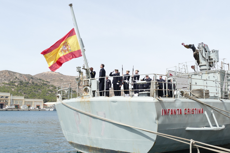 Last lowering of the flag in the OPV ‘Infanta Cristina’