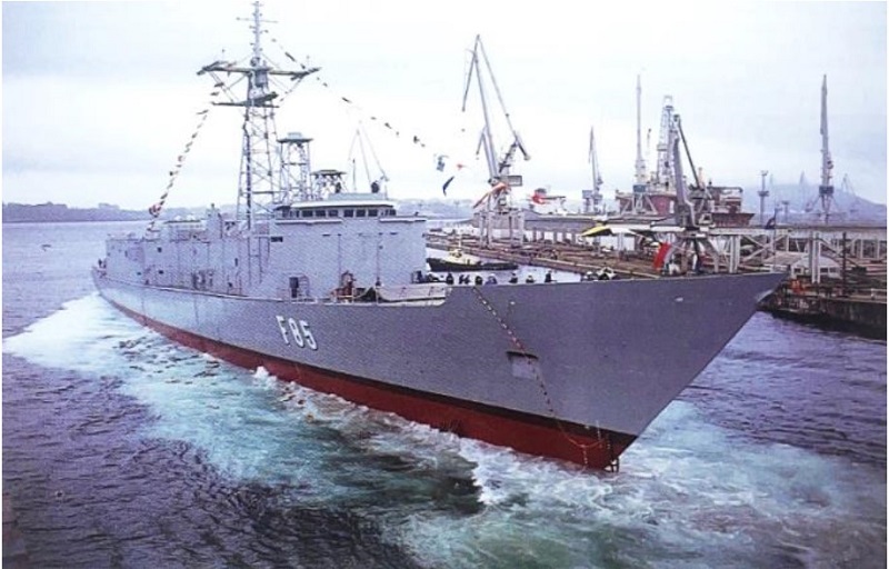 Launching of the ‘Navarra’ in October 1992.