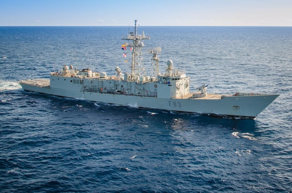 Fragata de la clase 'Santa María' desplegada en la mar