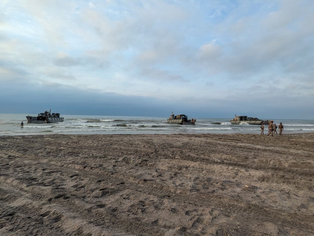 La Infantería de Marina desembarca en la costa este de los Estados Unidos
