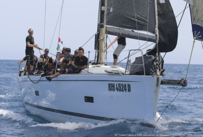 Imagen de la Regata Tabarca Vela: ganador "El Carmen-Elite Sails"