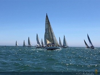 Imagen de 500 Años 1ª Circunnavegación a Vela Golfo de Cádiz: ganador "X- Kayac"